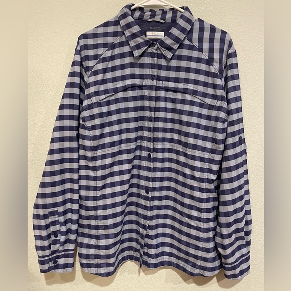 Women’s Columbia Navy and Gray Plaid Shirt - Picture 1 of 5